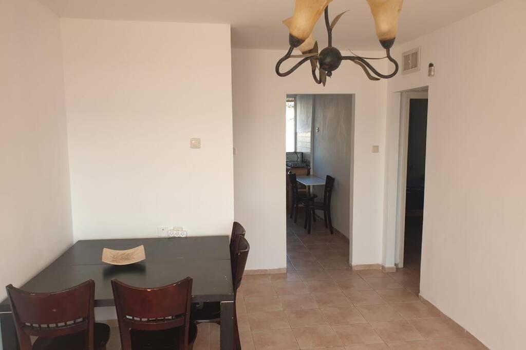 Family Apartment By The Sea Хайфа Экстерьер фото